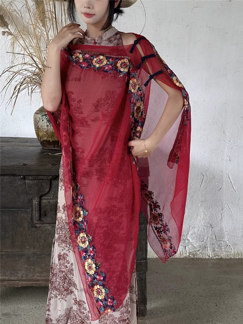2025 Estate Nuovo Fiore Ricamo - Ethnic Fashion Photography recensione e prezzo