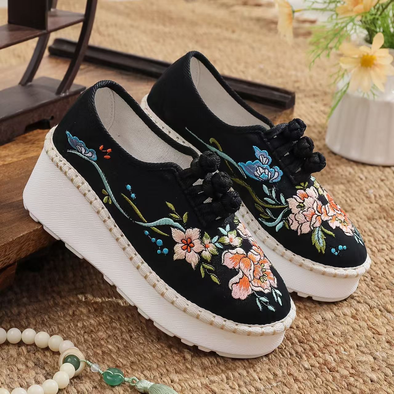 Scarpe da donna in stile etnic - Ethnic Style recensione e prezzo