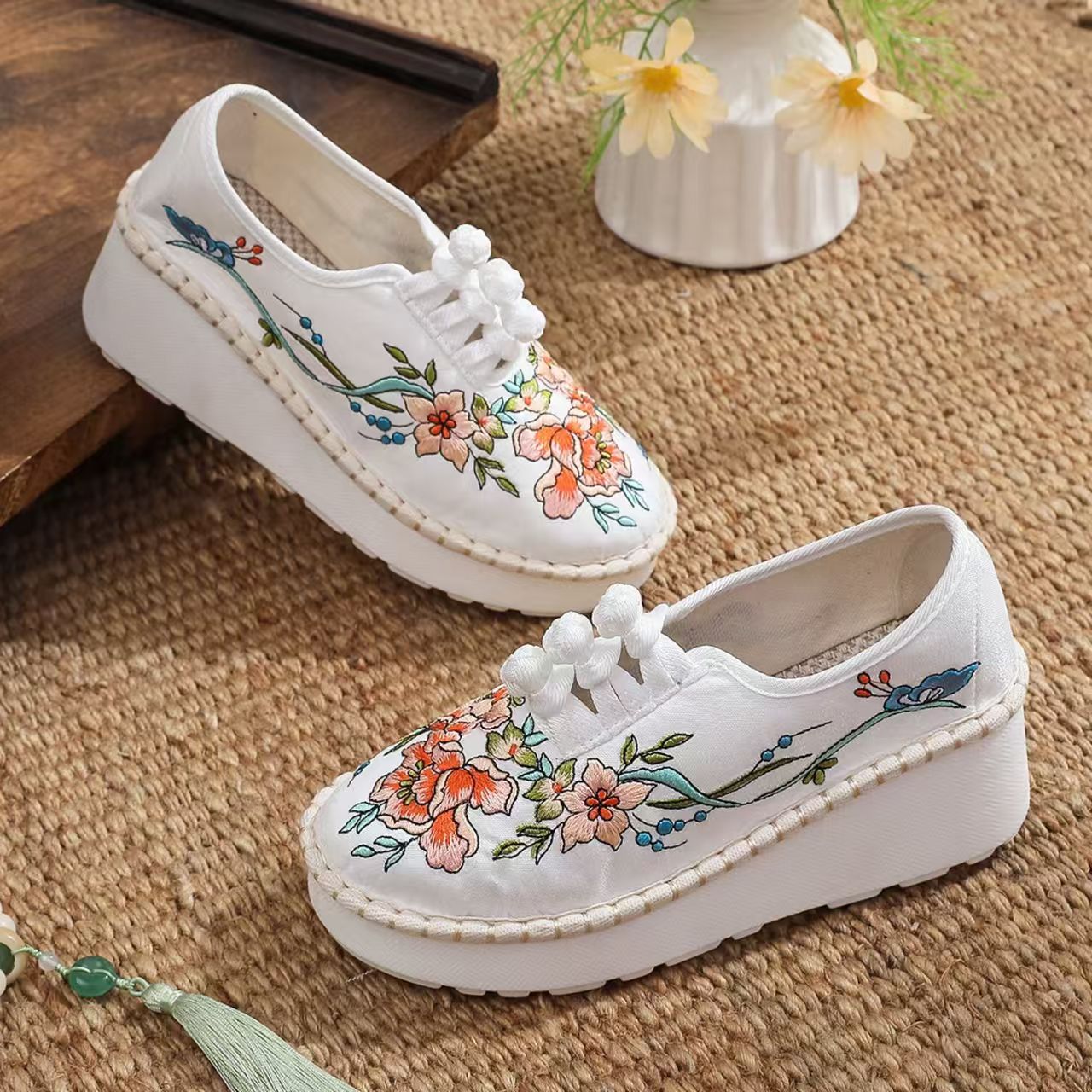 Scarpe da donna in stile etnic - Ethnic Style recensione e prezzo