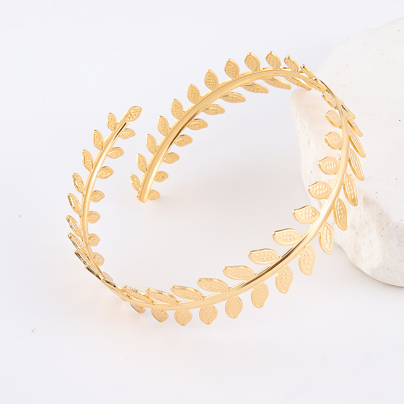 Bracciale da Donna in Stile Et - Ethnic Fashion Photography recensione e prezzo
